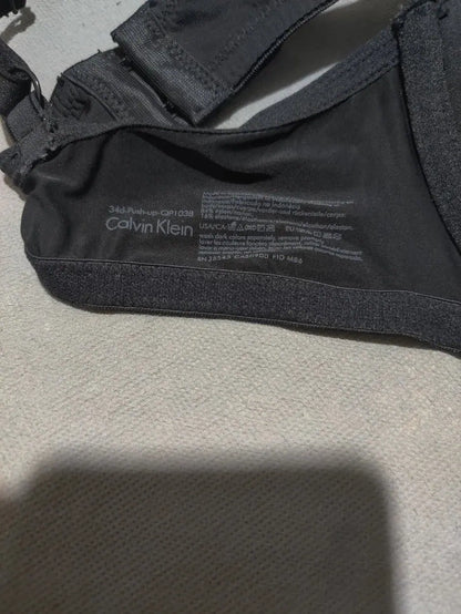 Calvin Klein Women Black Sport Bra – Preloved Labels (view 3)