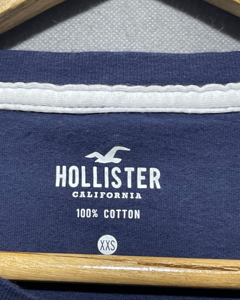 Hollister Gray T Shirt For Men X Small