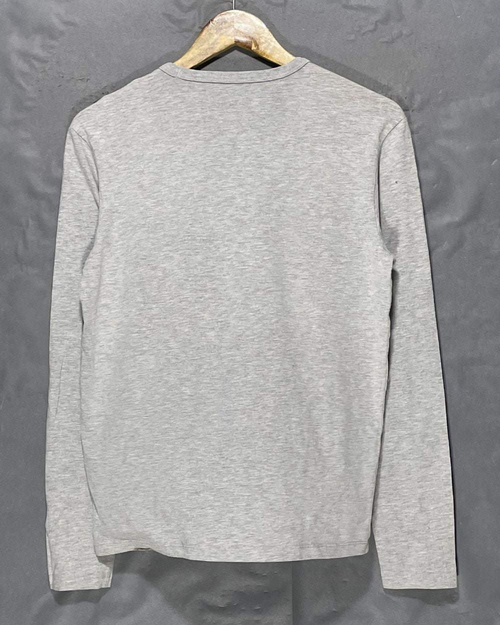 Guess Gray T Shirt For Men Small