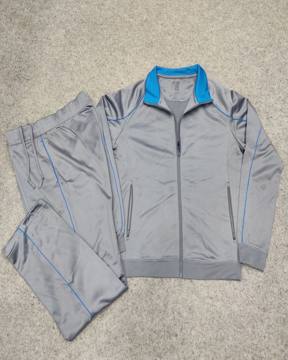 Uniqlo Dry Branded Original Polyester For Men Tracksuits