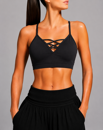 No Boundaries Women Black Sport Bra