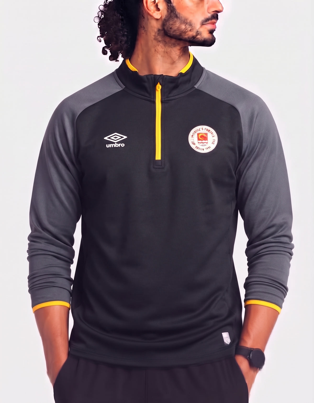 Umbro men black sweatshirt, Small, 18–19 in chest — product image 1