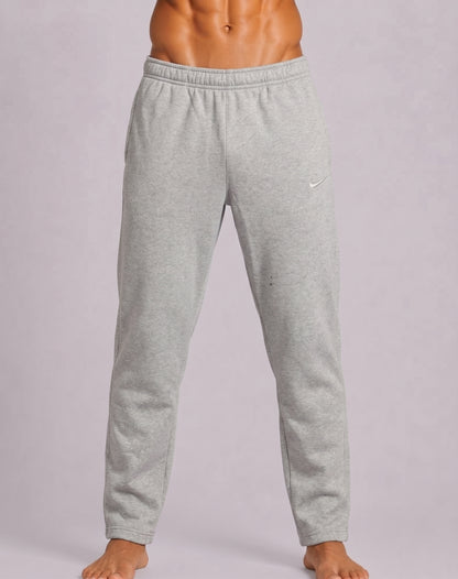 Nike Men Cotton Gray Trouser M