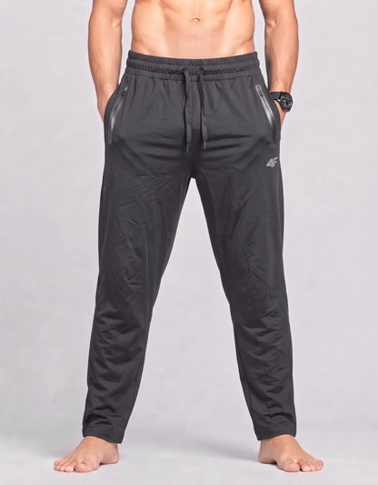 4F Men Polyester Black Sport Trouser M