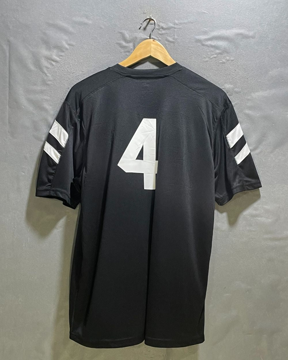 Epic Black For Men Sports T Shirt M | Preloved Labels