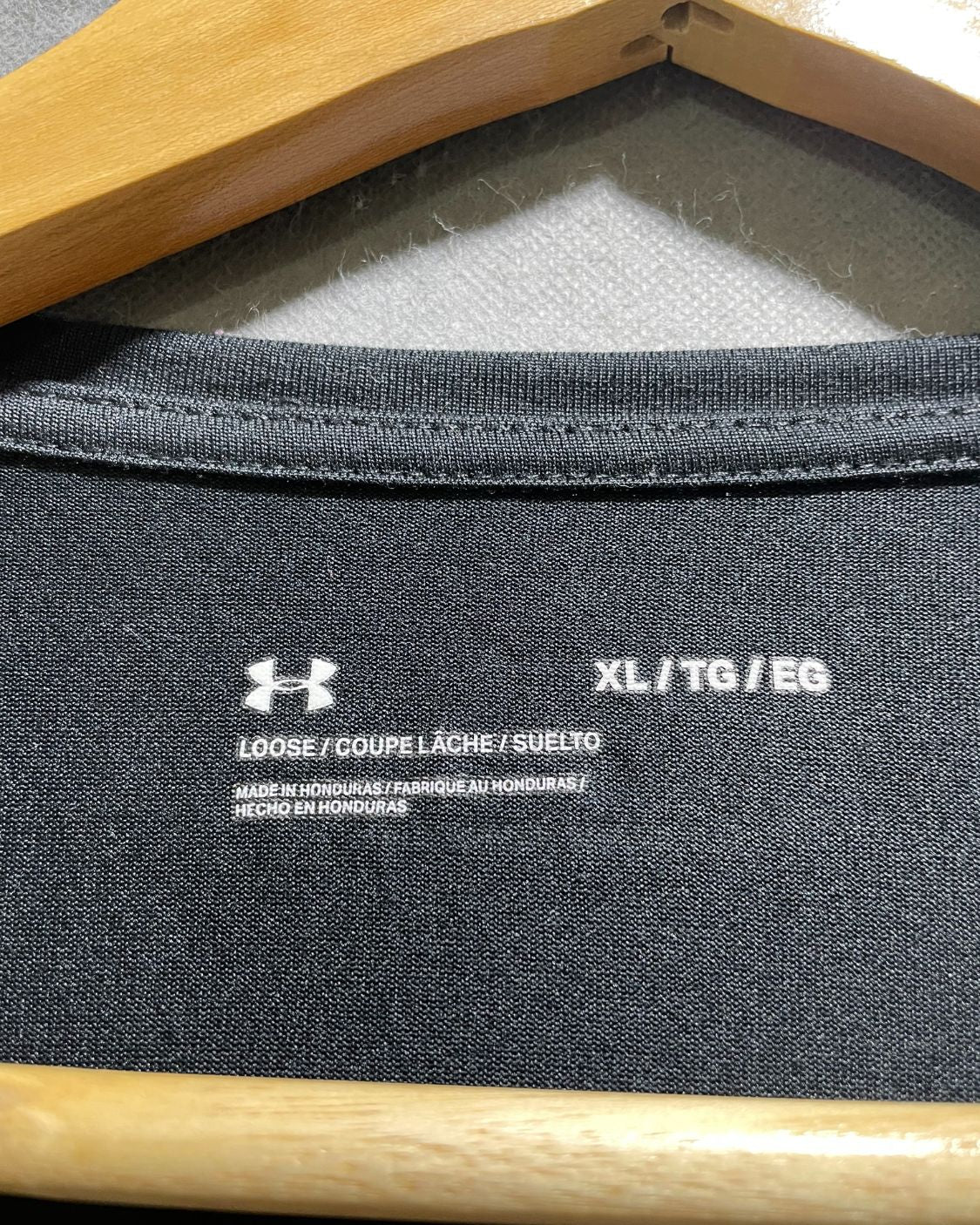 Under Armour Black For Men Sports T Shirt XL | Preloved Labels