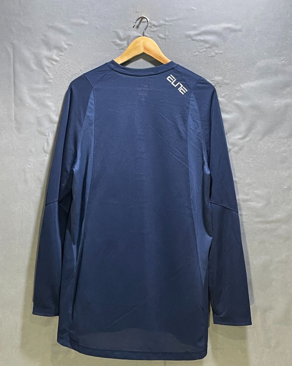 Nike Blue For Men Sports T Shirt L | Preloved Labels