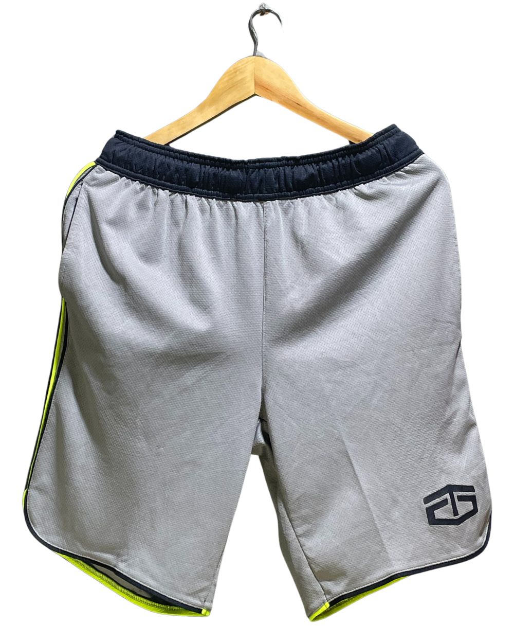 Tapout Gray Sports Short For Men M | Preloved Labels