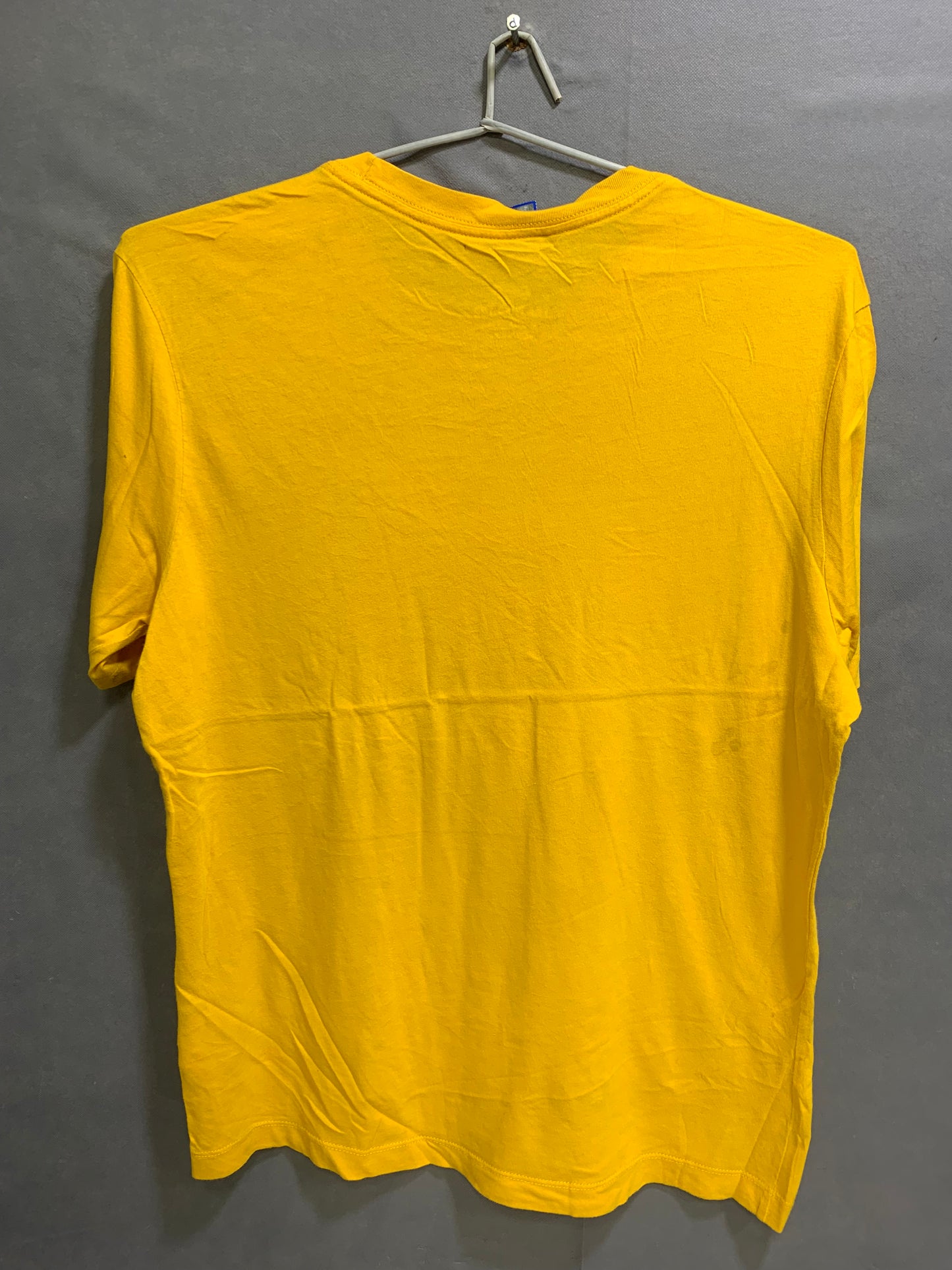 Nike The Tee Yellow Cotton T Shirt For Men Medium