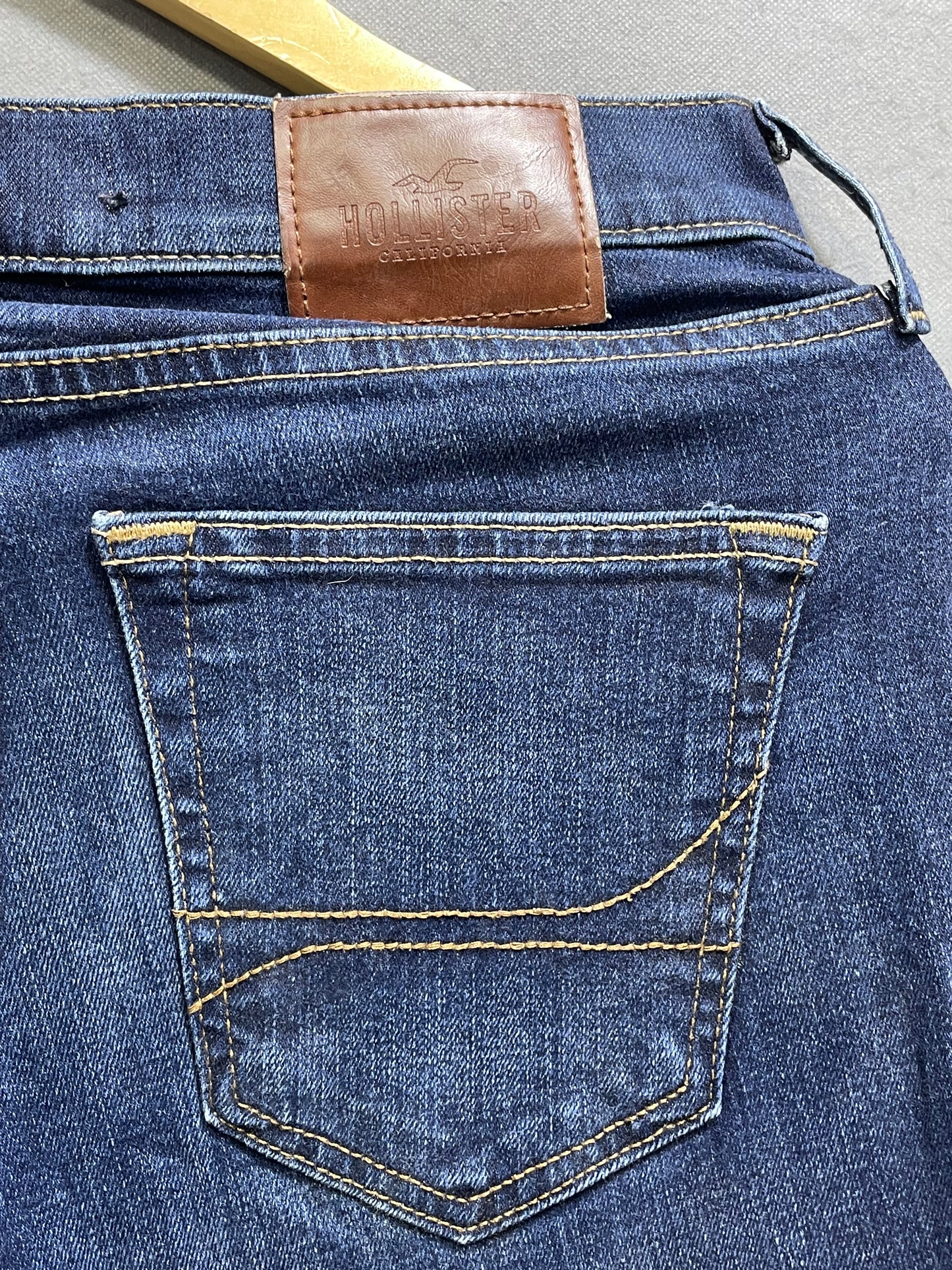 Hollister Blue Denim Jeans For Men XS