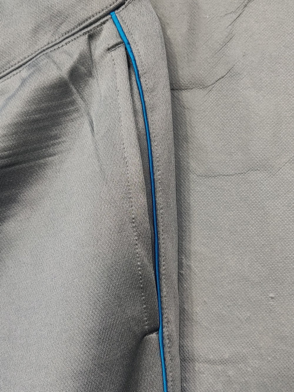 Uniqlo Dry Branded Original Polyester For Men Tracksuits