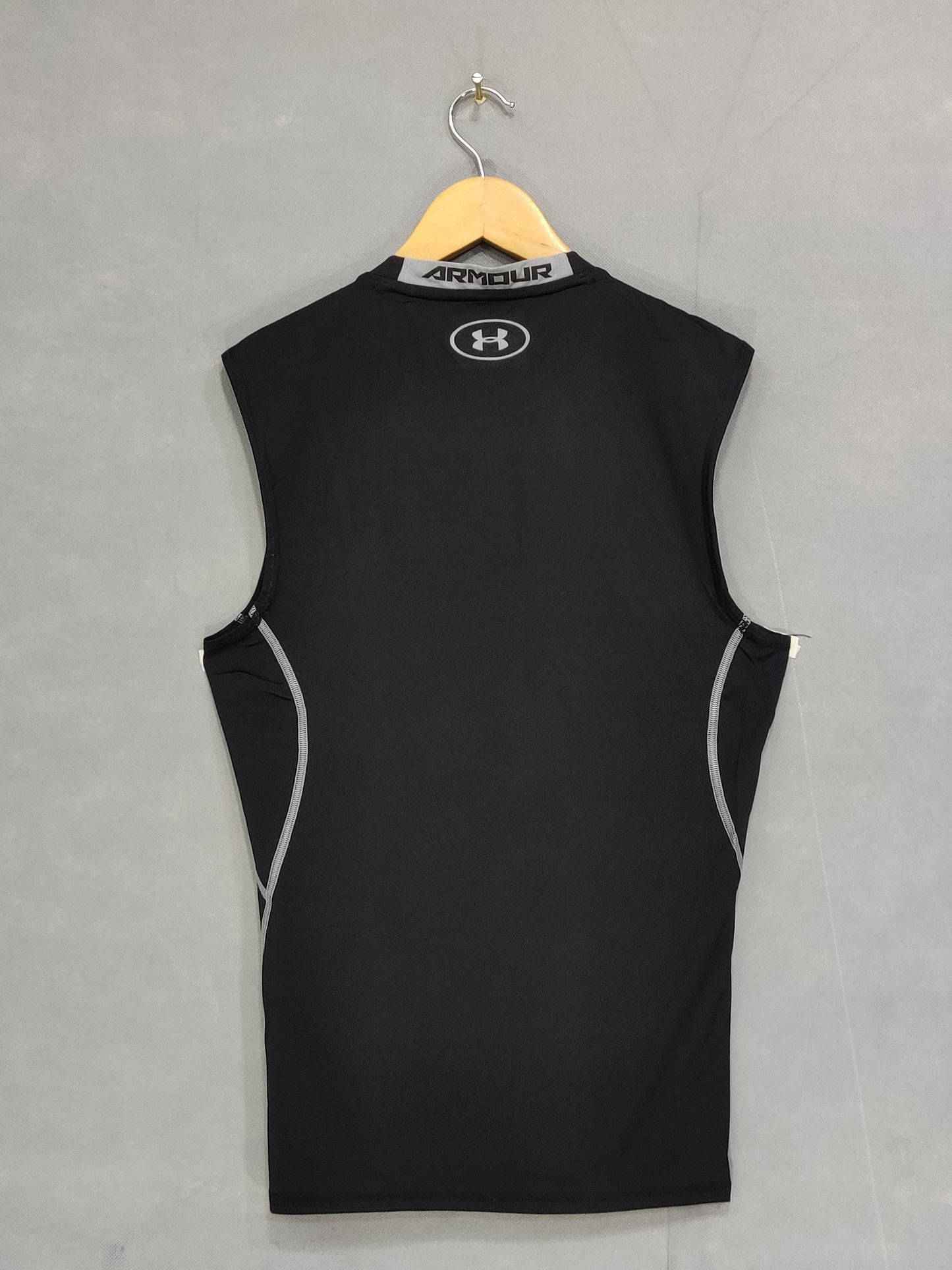 Under Armour  Branded Original Sport Vest T Shirt For Men