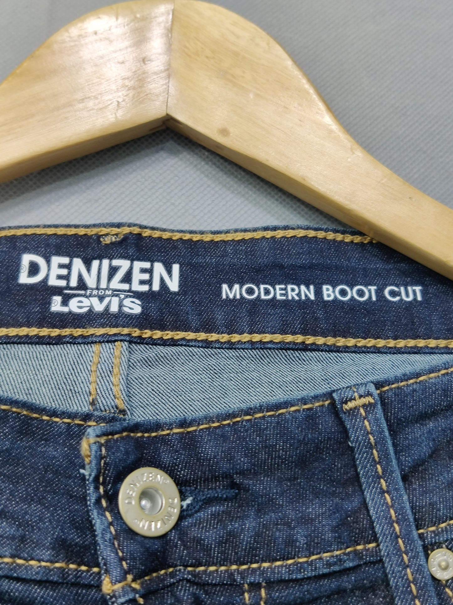 Denizen Branded Original Denim Jeans For Women Pant