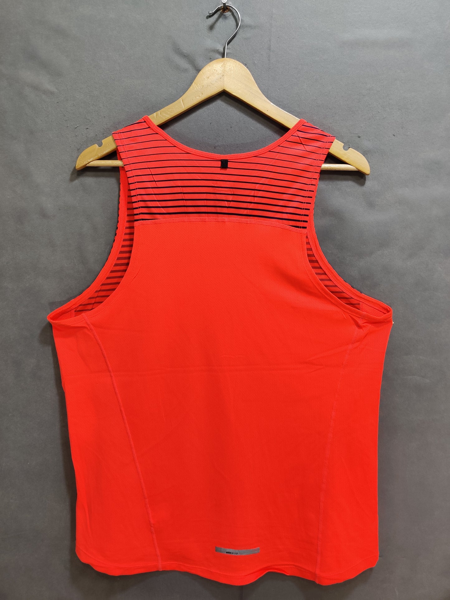 Nike For Orange Sports Men Vest T Shirt L