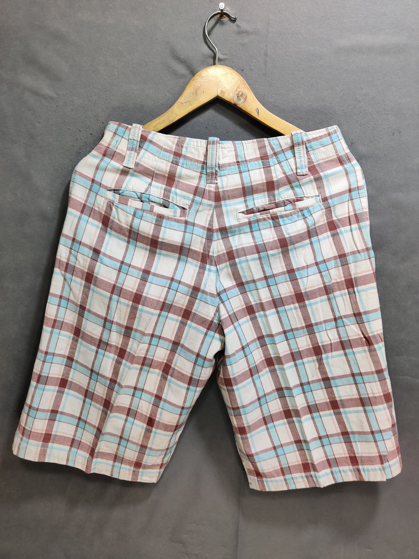 Aeropostale White & Maroon Cotton Short For Men X Small