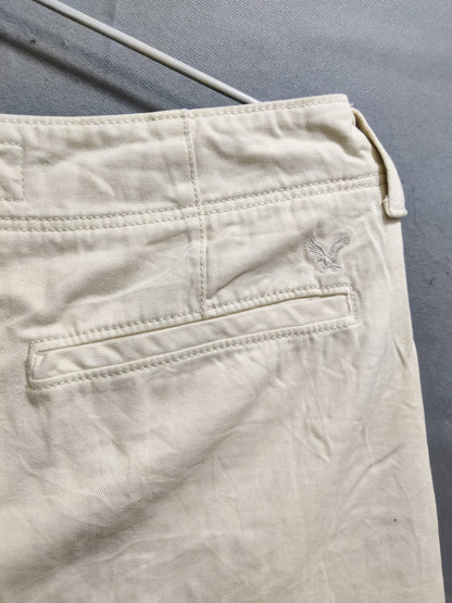 American Eagle Cream Cotton Short For Men M
