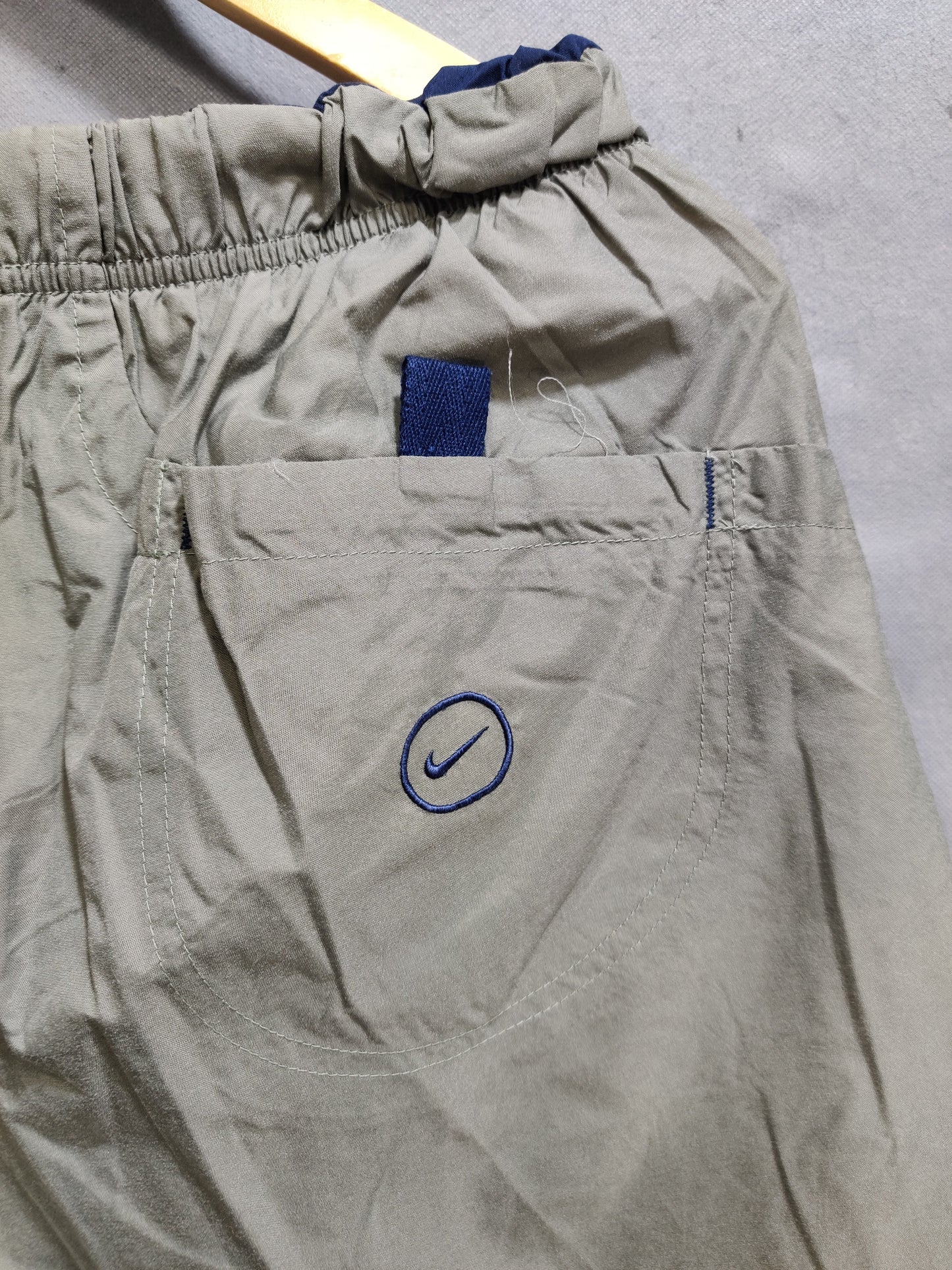 Nike Gray Parachute Short For Men L