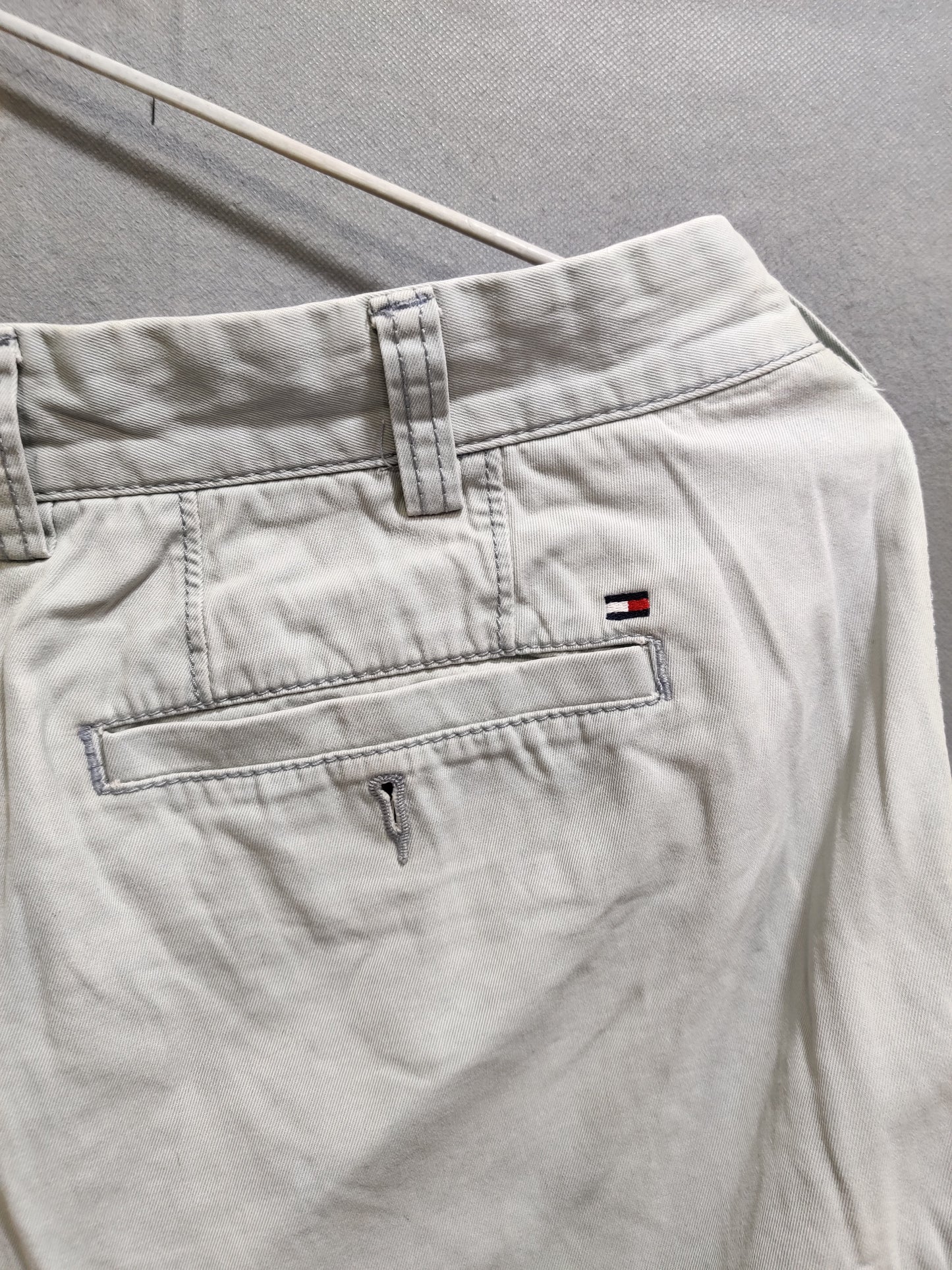 Tommy Hilfiger Gray Cotton Short For Men L