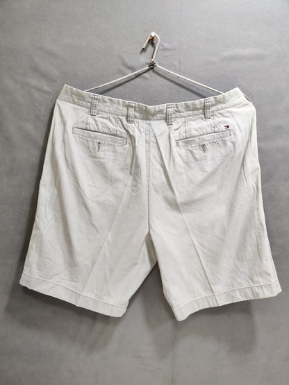Tommy Hilfiger Gray Cotton Short For Men L