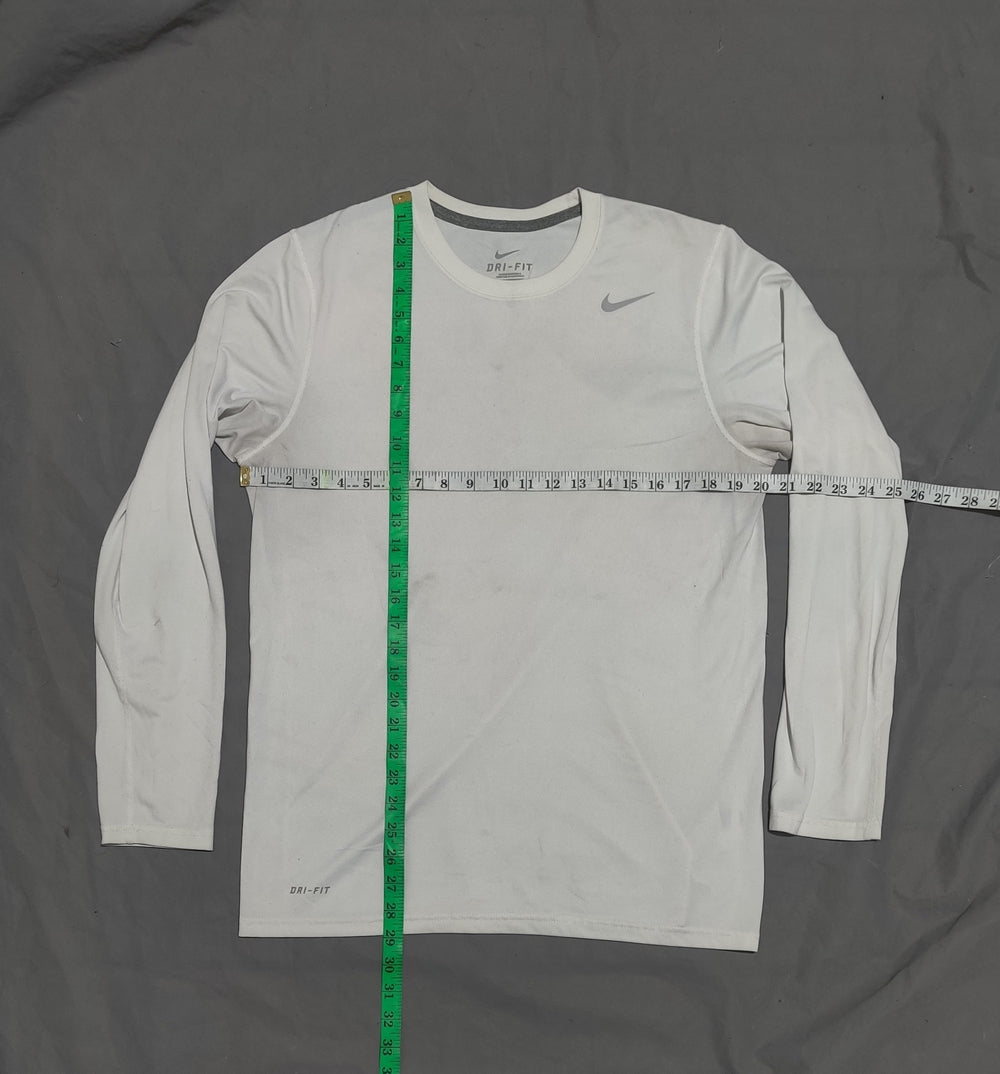Nike Dri Fit Men Sport White T Shirt