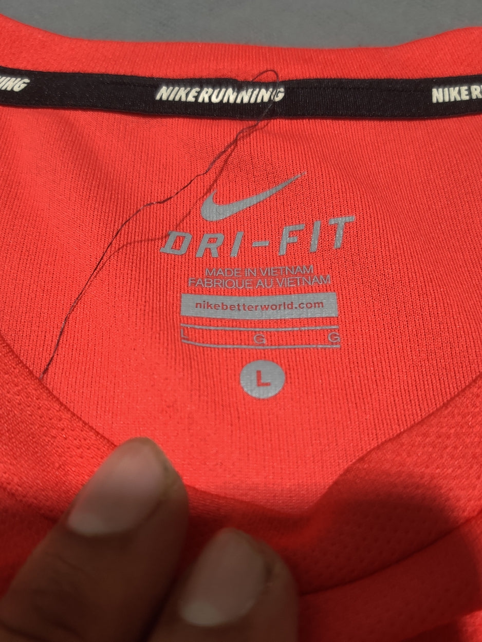 Nike Dri Fit Men Sport Red T Shirt
