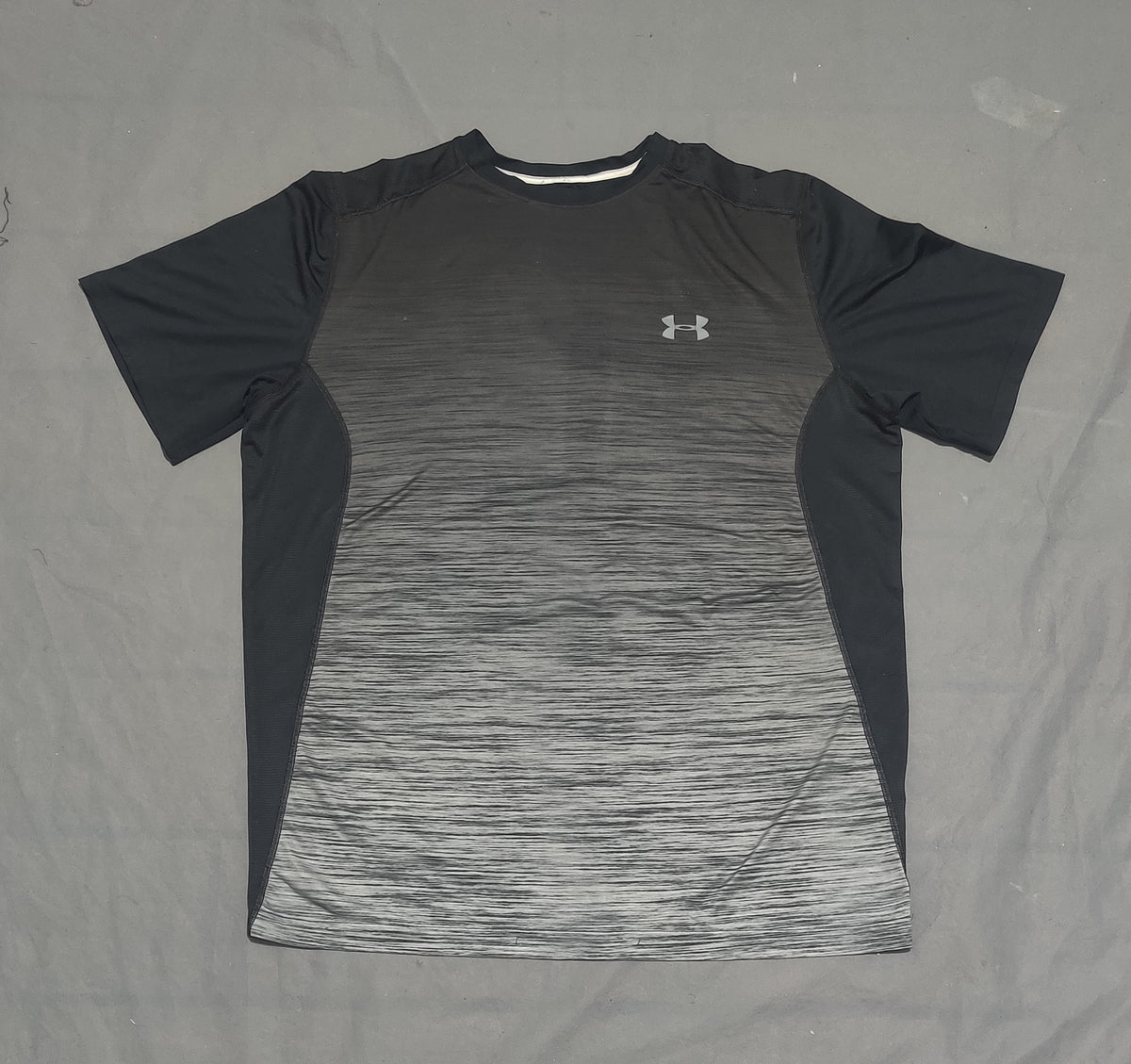 Under Armour Men Sport Gray T Shirt