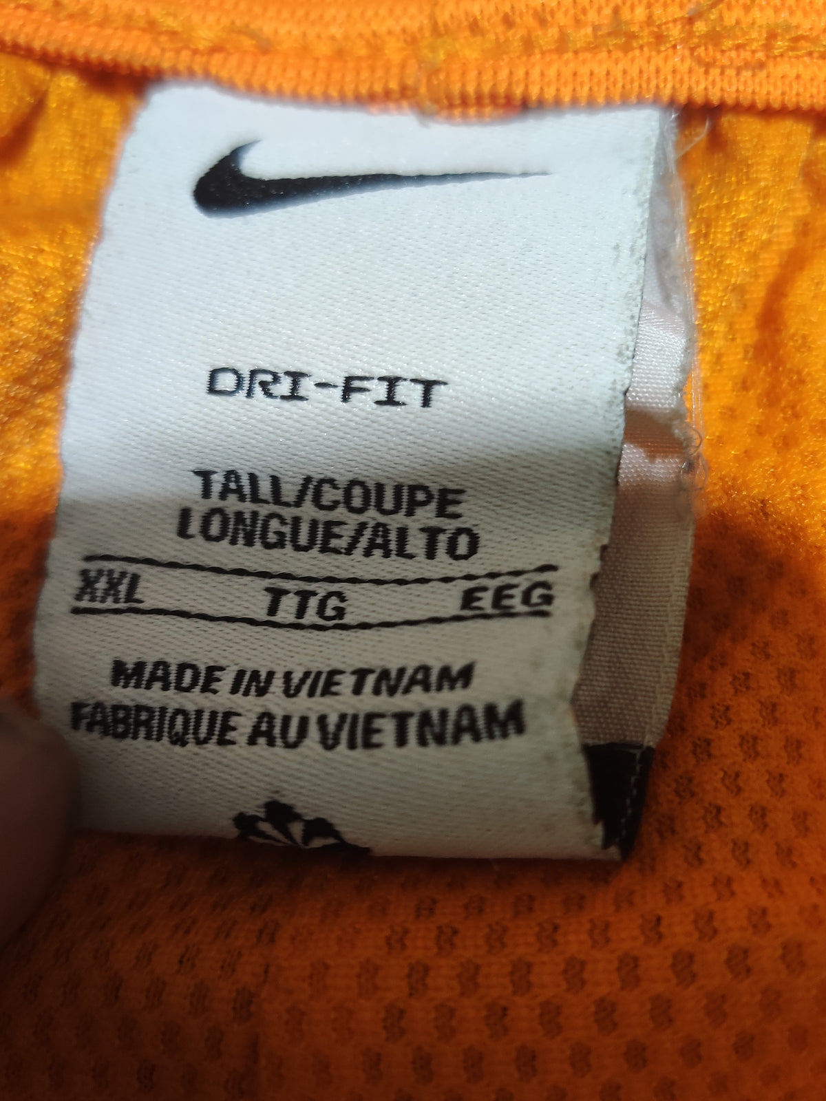 Nike Men Sport Orange Short – Preloved Labels (view 3)