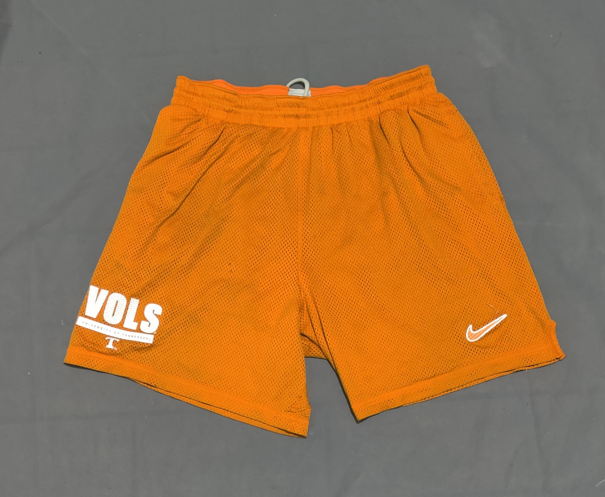 Nike Men Sport Orange Short – Preloved Labels (view 2)