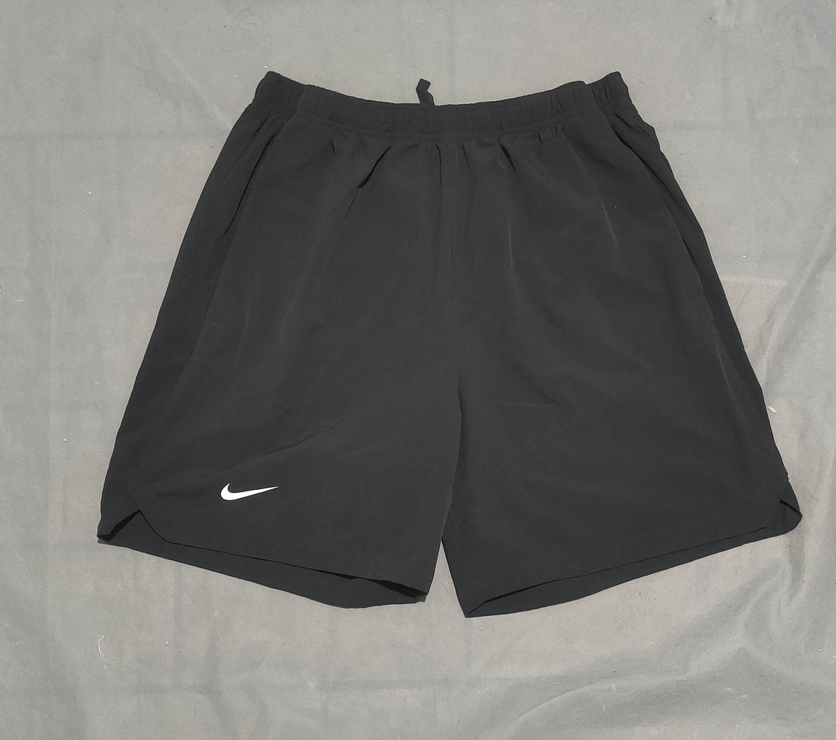 Nike Men Sport Black Short – Preloved Labels (view 2)