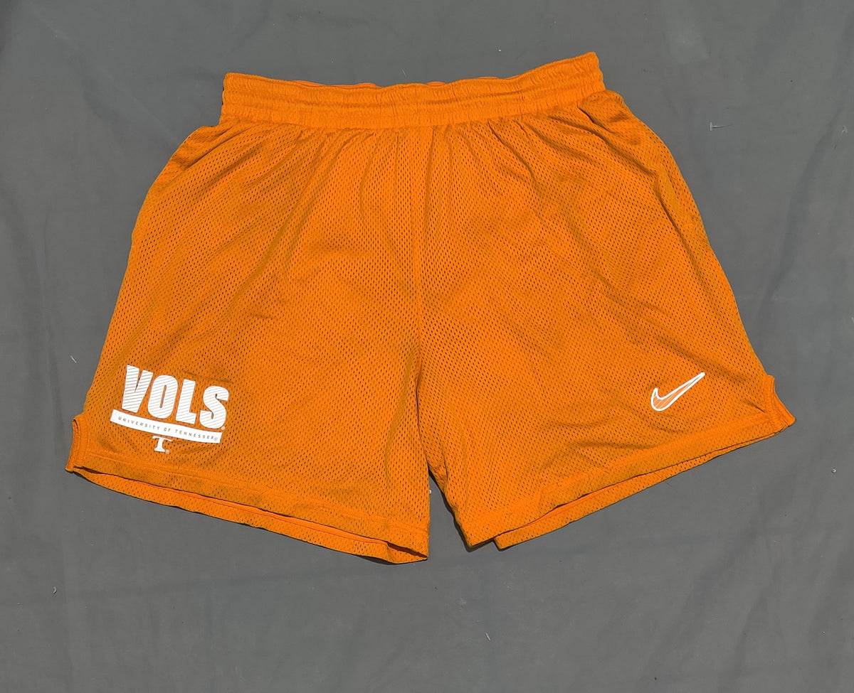 Nike Men Sport Orange Short – Preloved Labels (view 2)