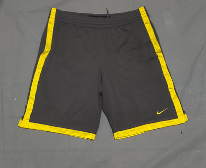 Nike Basket Ball Men Sport Gray Short – Preloved Labels (view 2)