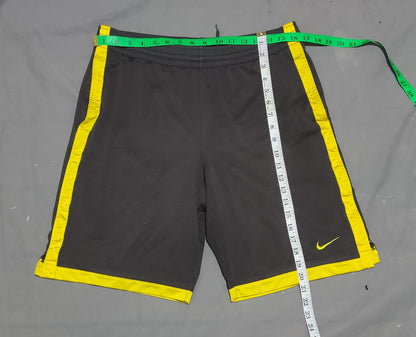 Nike Basket Ball Men Sport Gray Short – Preloved Labels (view 4)
