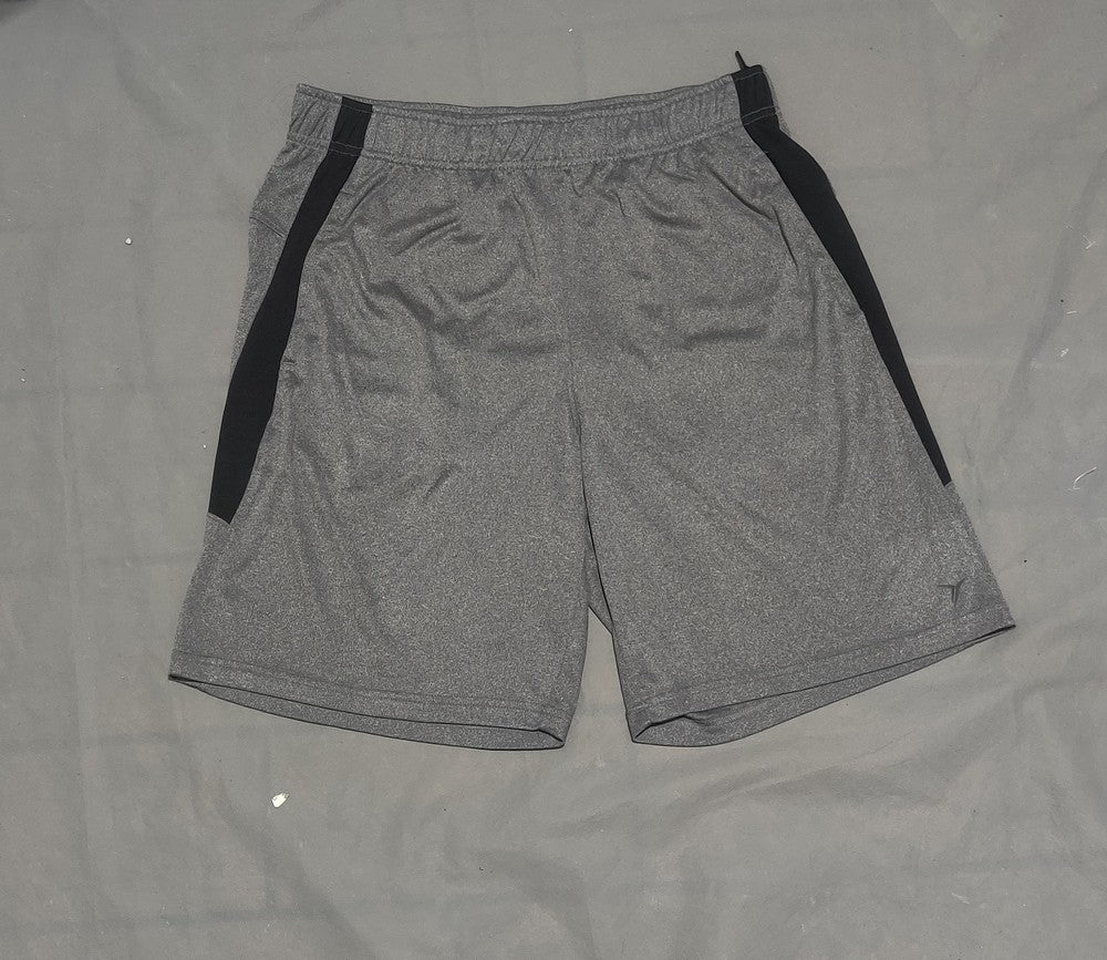 Old Navy Men Sport Gray Short – Preloved Labels (view 2)