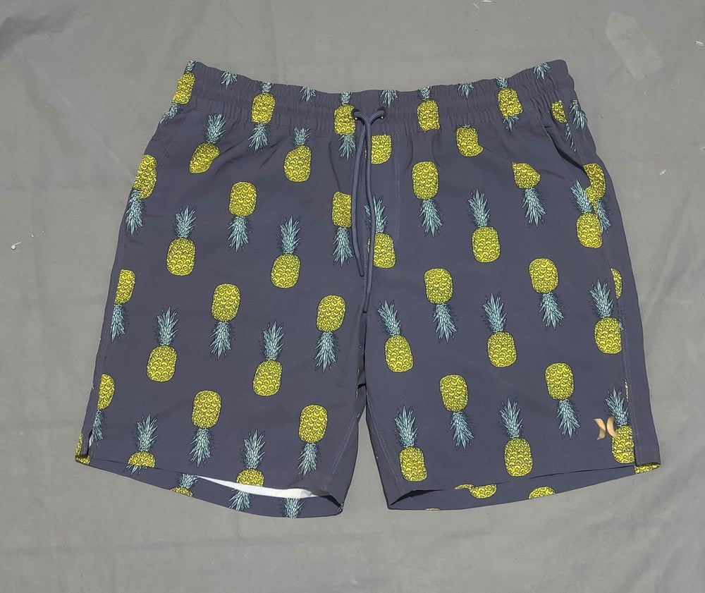 Hurley Men Sport Gray Short – Preloved Labels (view 3)