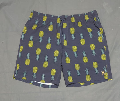 Hurley Men Sport Gray Short – Preloved Labels (view 3)