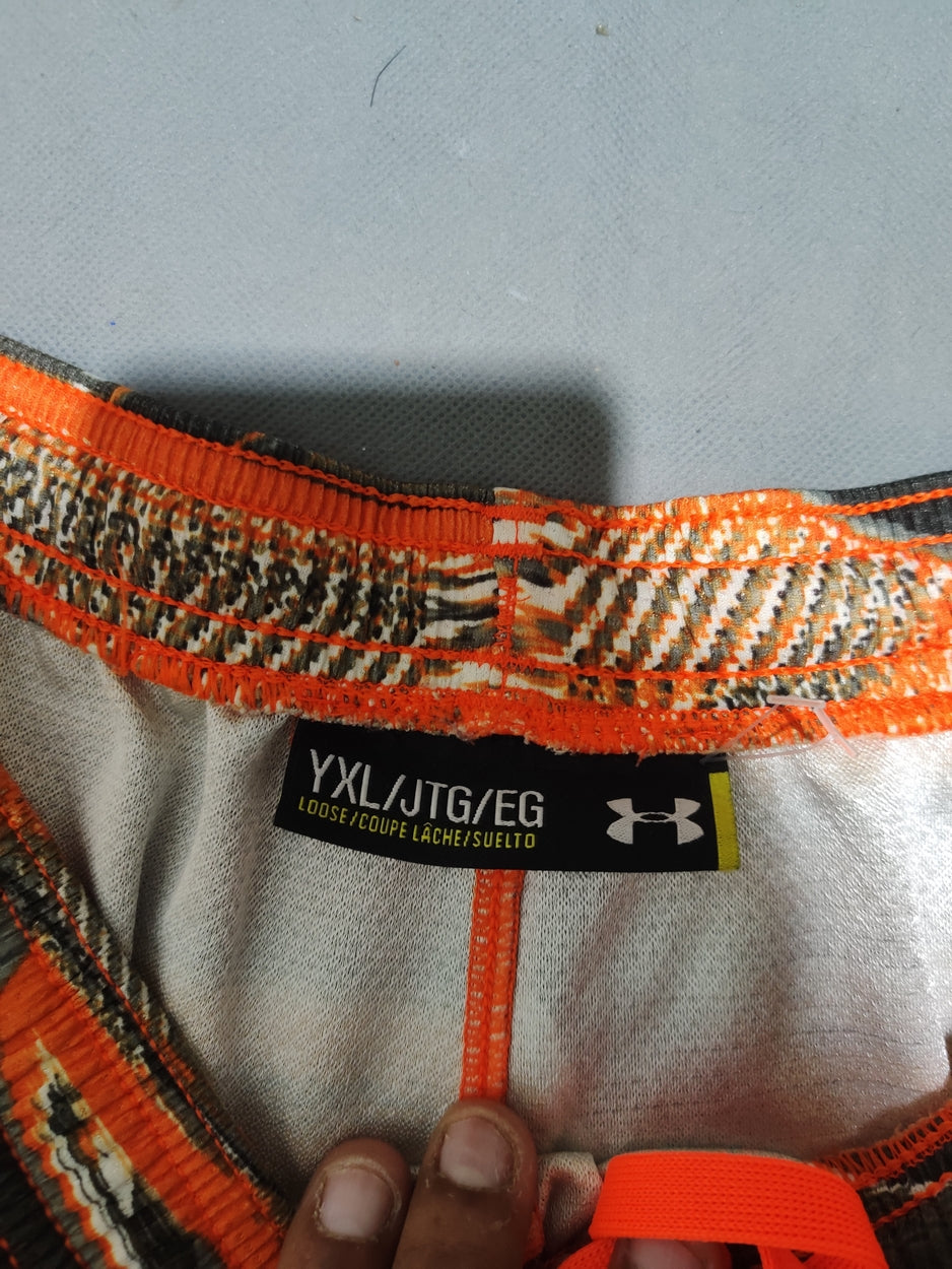 Under Armour Men Sport Orange Short – Preloved Labels (view 3)