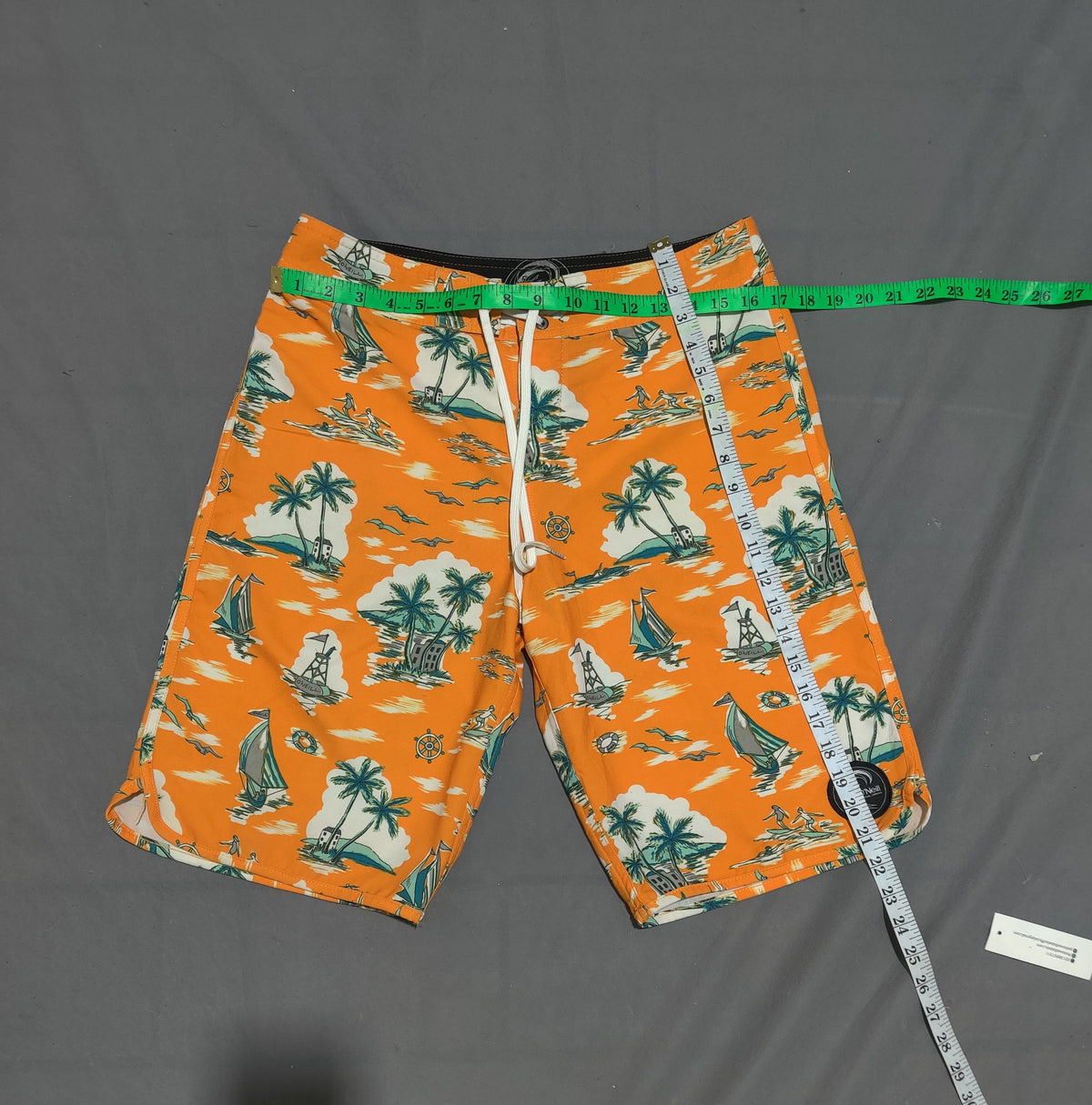 O'Neill Men Sport Orange Short – Preloved Labels (view 4)