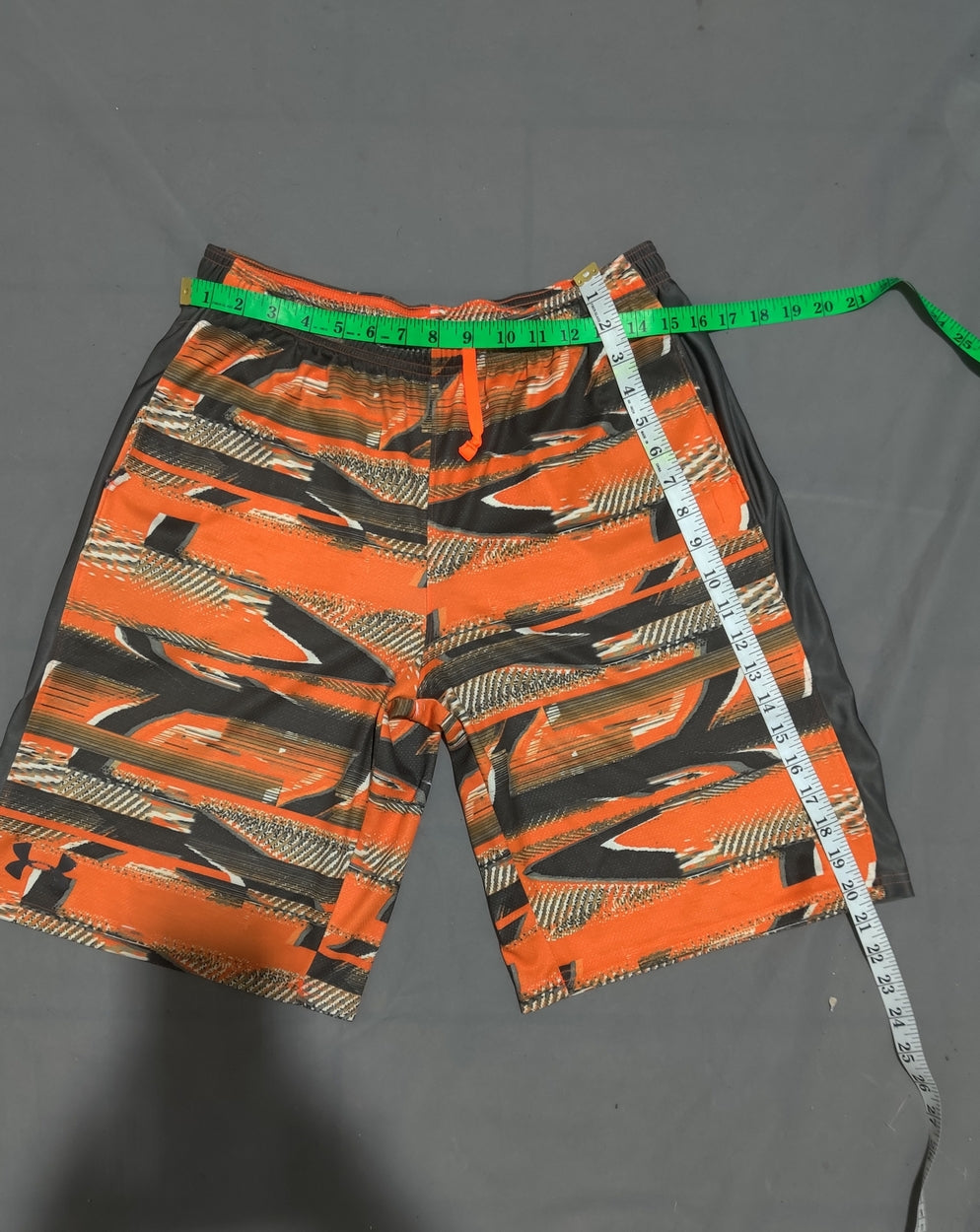 Under Armour Men Sport Orange Short – Preloved Labels (view 4)