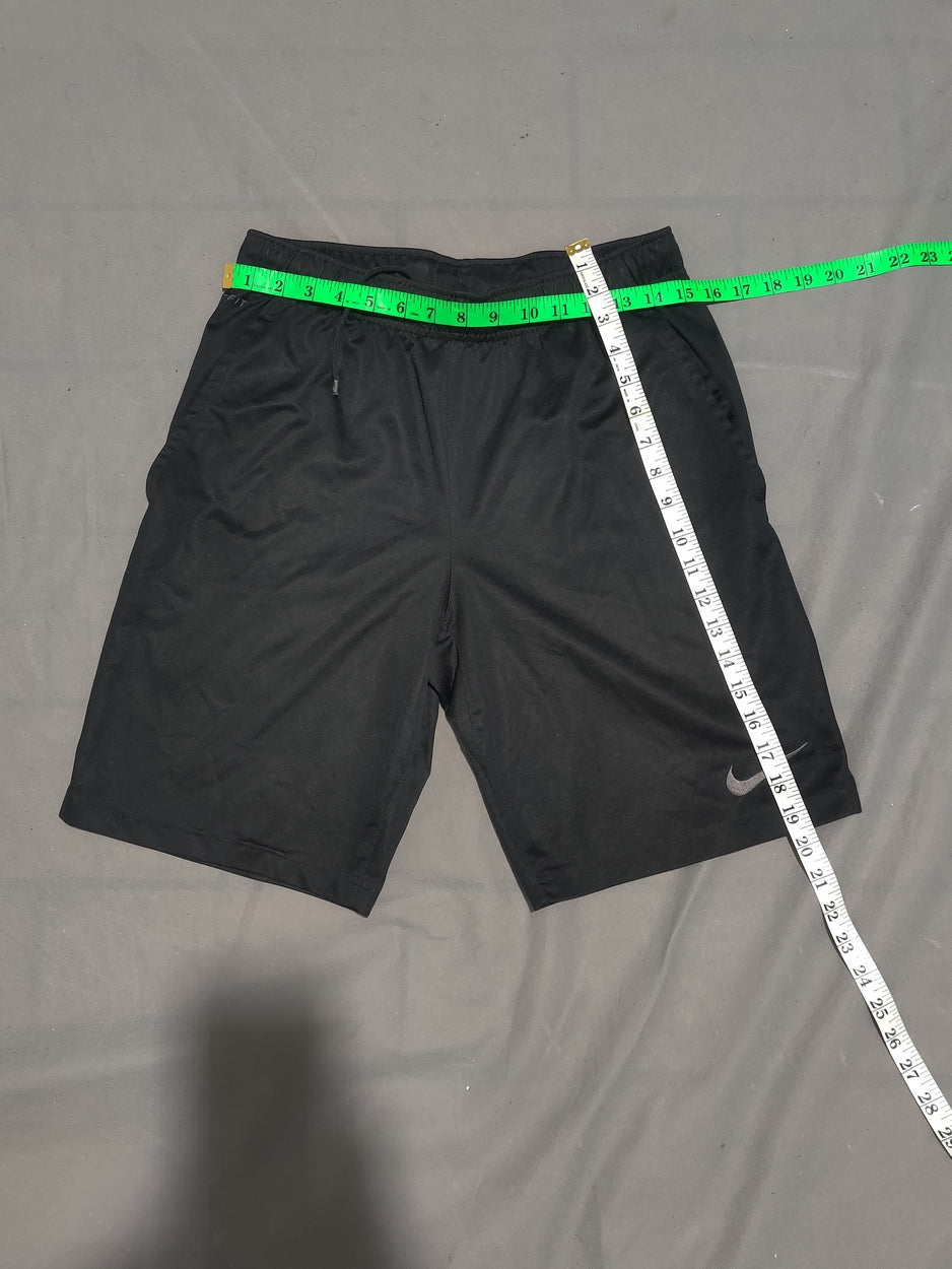 Nike Men Sport Black Short – Preloved Labels (view 4)