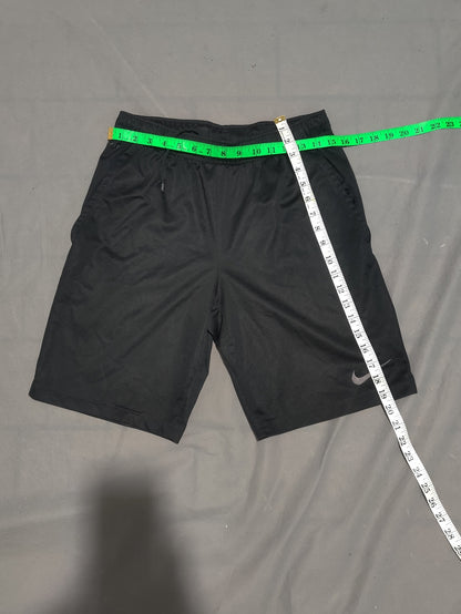 Nike Men Sport Black Short – Preloved Labels (view 4)
