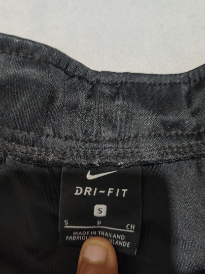 Nike Men Sport Black Short – Preloved Labels (view 3)
