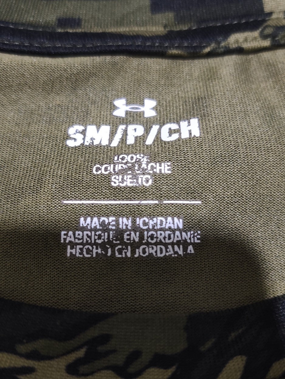 Under Armour Women Sport Camouflage T Shirt – Preloved Labels (view 3)