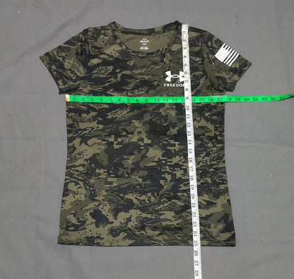 Under Armour Women Sport Camouflage T Shirt – Preloved Labels (view 4)