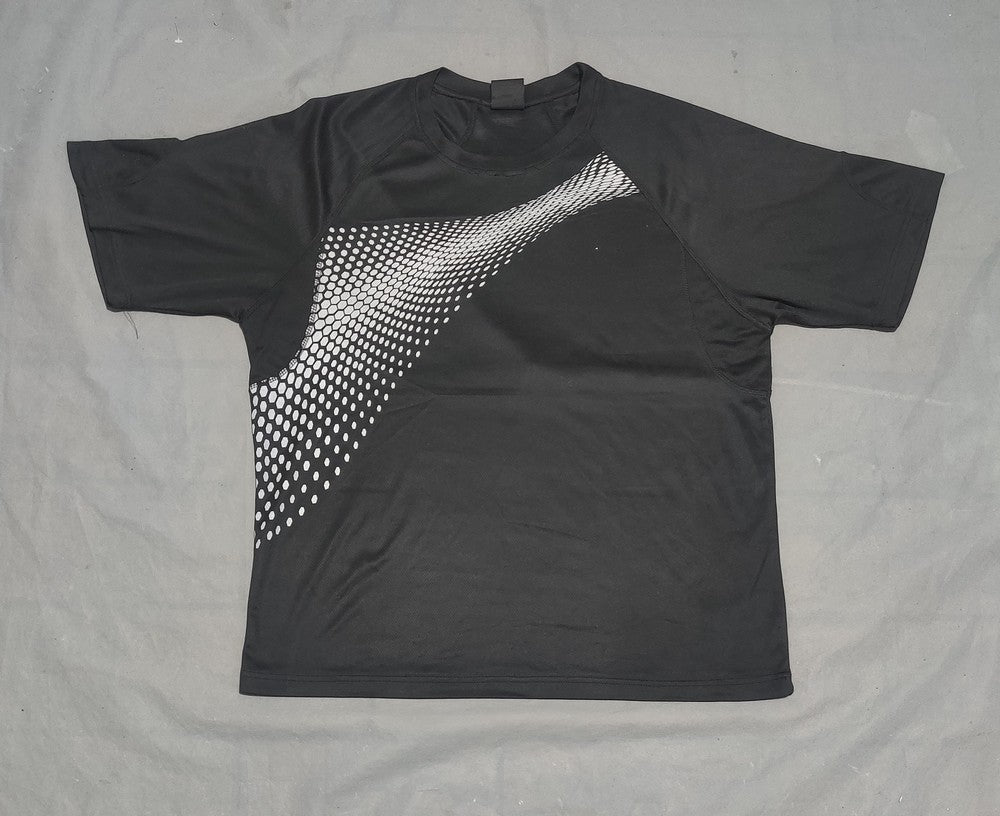 Physical Women Sport Black T Shirt – Preloved Labels (view 2)