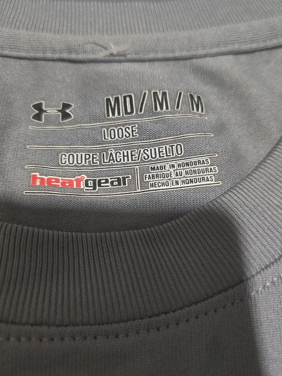 Under Armour Women Sport Gray T Shirt – Preloved Labels (view 3)