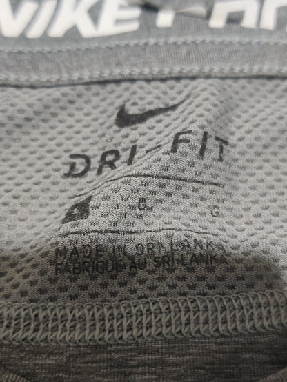 Nike Pro Women Sport Gray T Shirt – Preloved Labels (view 3)