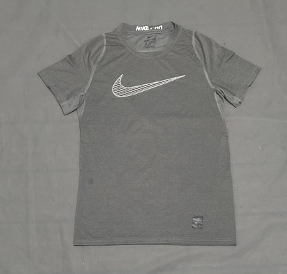 Nike Pro Women Sport Gray T Shirt – Preloved Labels (view 2)
