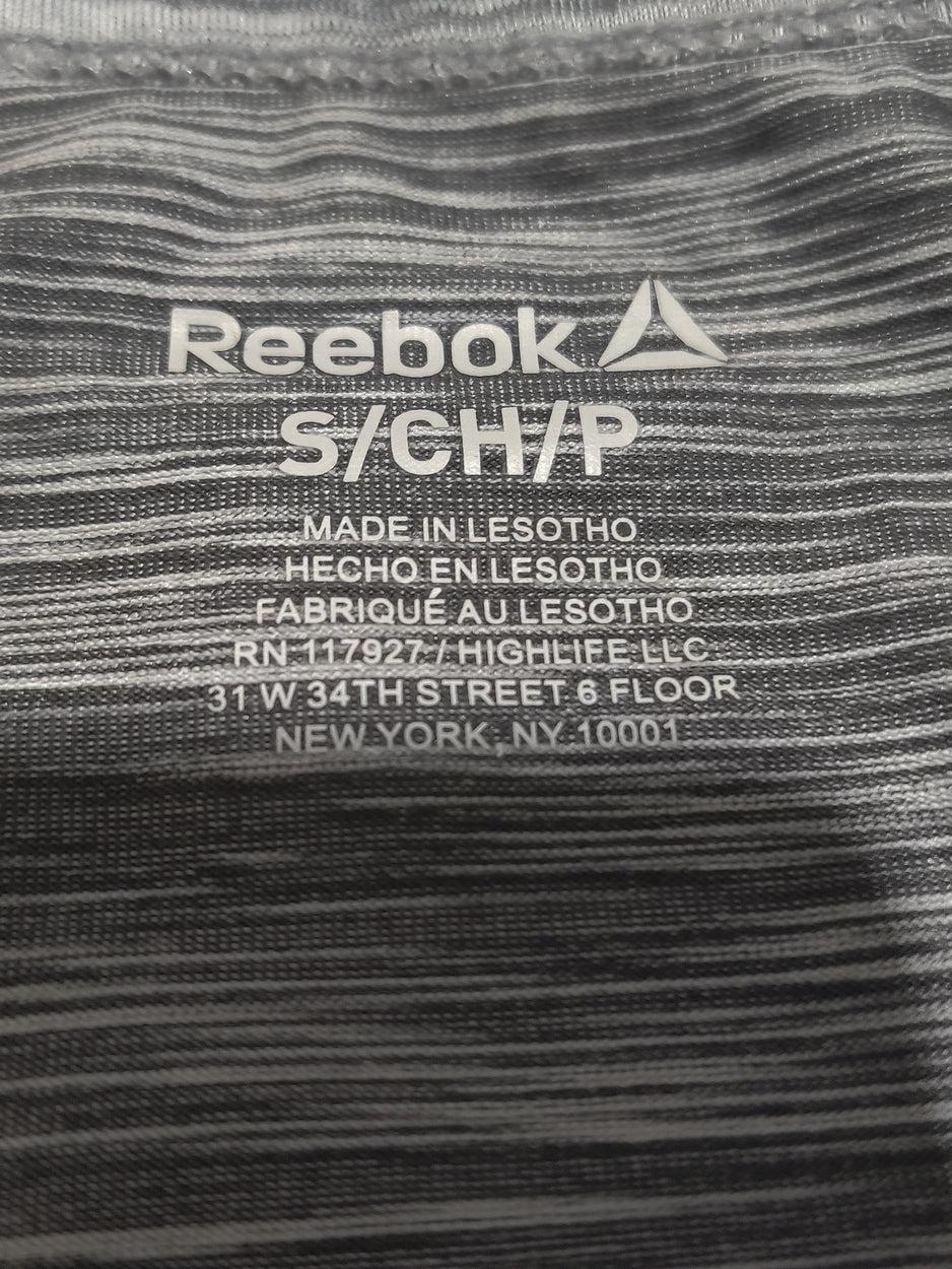 Reebok Women Sport Gray T Shirt – Preloved Labels (view 3)