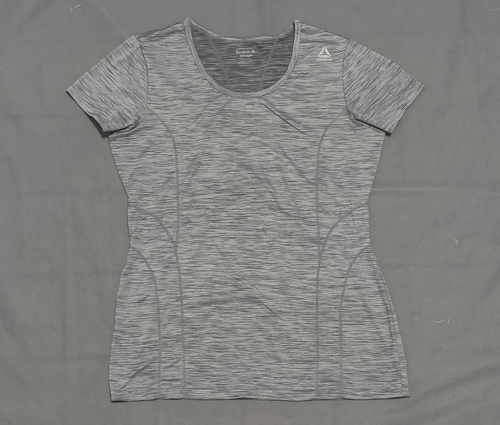 Reebok Women Sport Gray T Shirt – Preloved Labels (view 2)