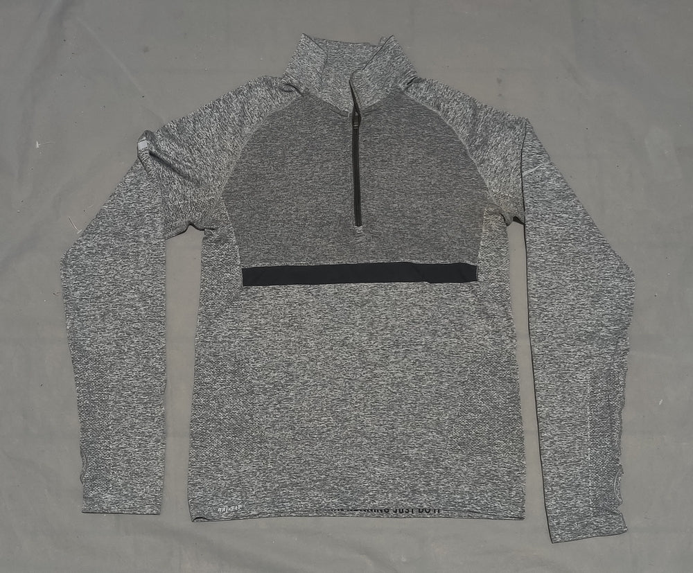 Nike Dei Fit Women Sport Gray T Shirt – Preloved Labels (view 2)